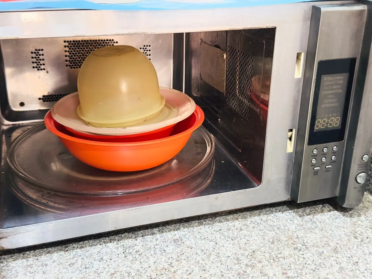 Microwave oven