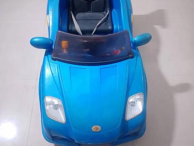 Toy car.batery operated.chargeble battery