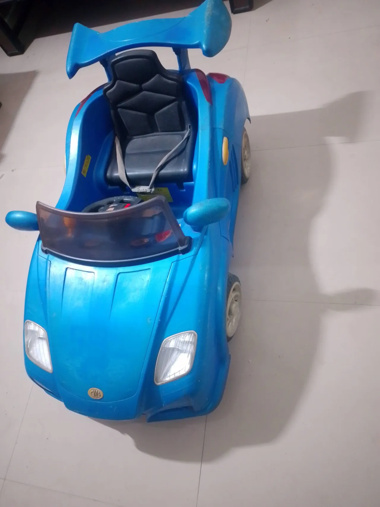 Toy car.batery operated.chargeble battery