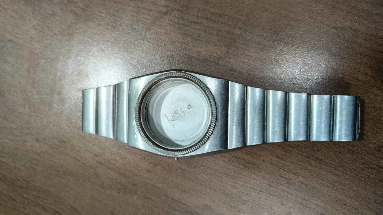 Omega braslet and case