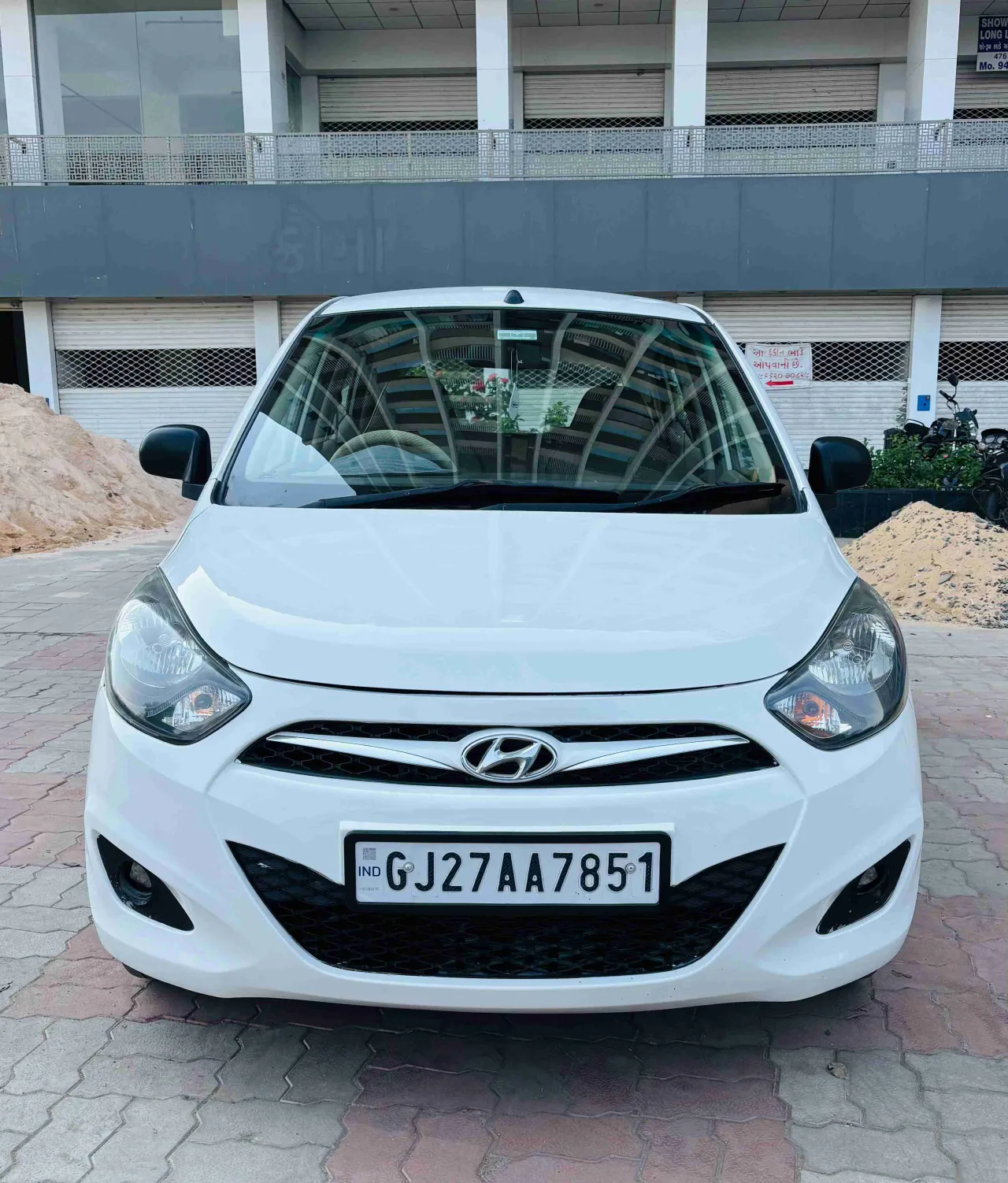 HYUNDAI i10 - SEQUENCE CNG -  FULL INSURANCE