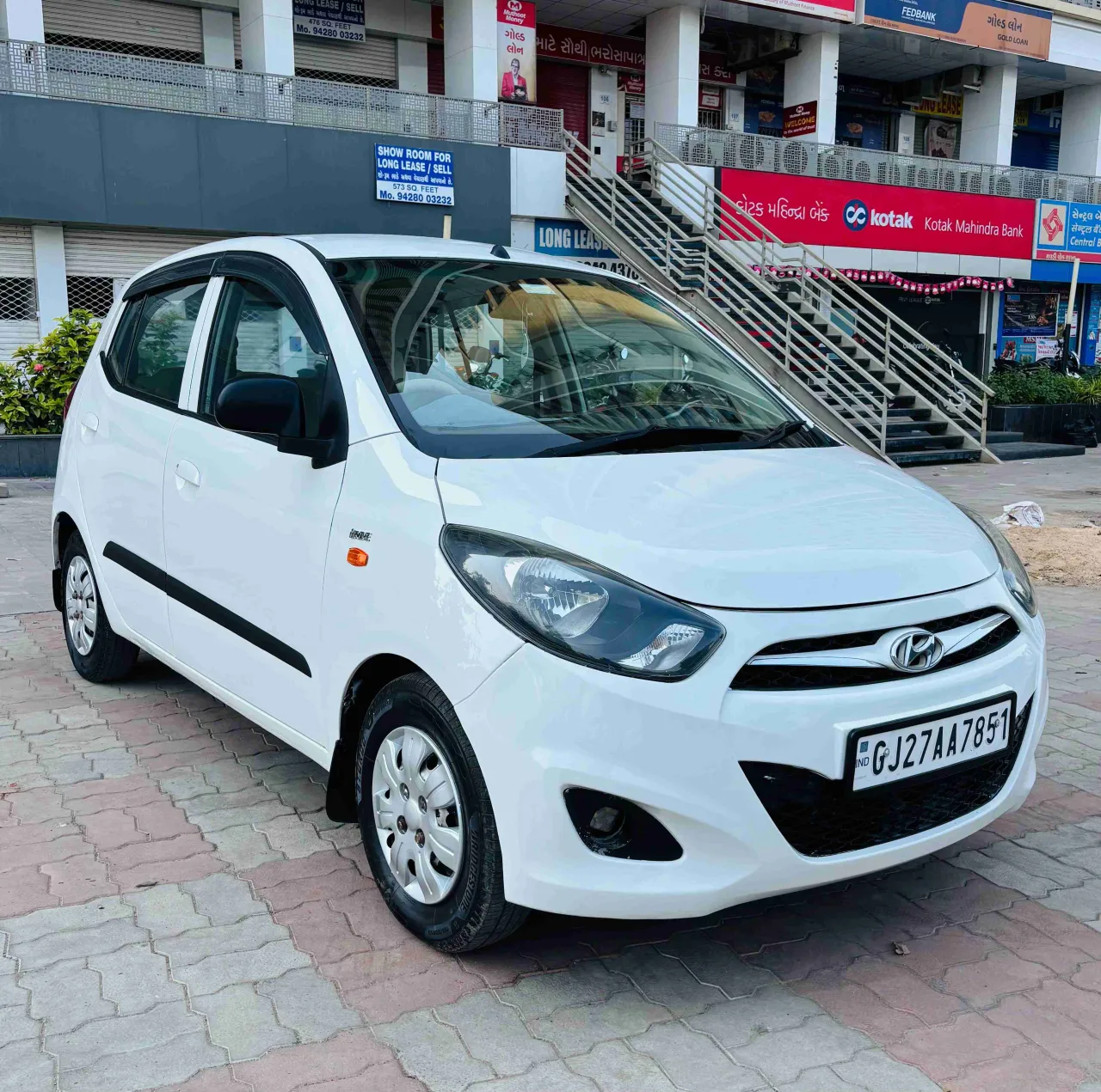 HYUNDAI i10 - SEQUENCE CNG -  FULL INSURANCE