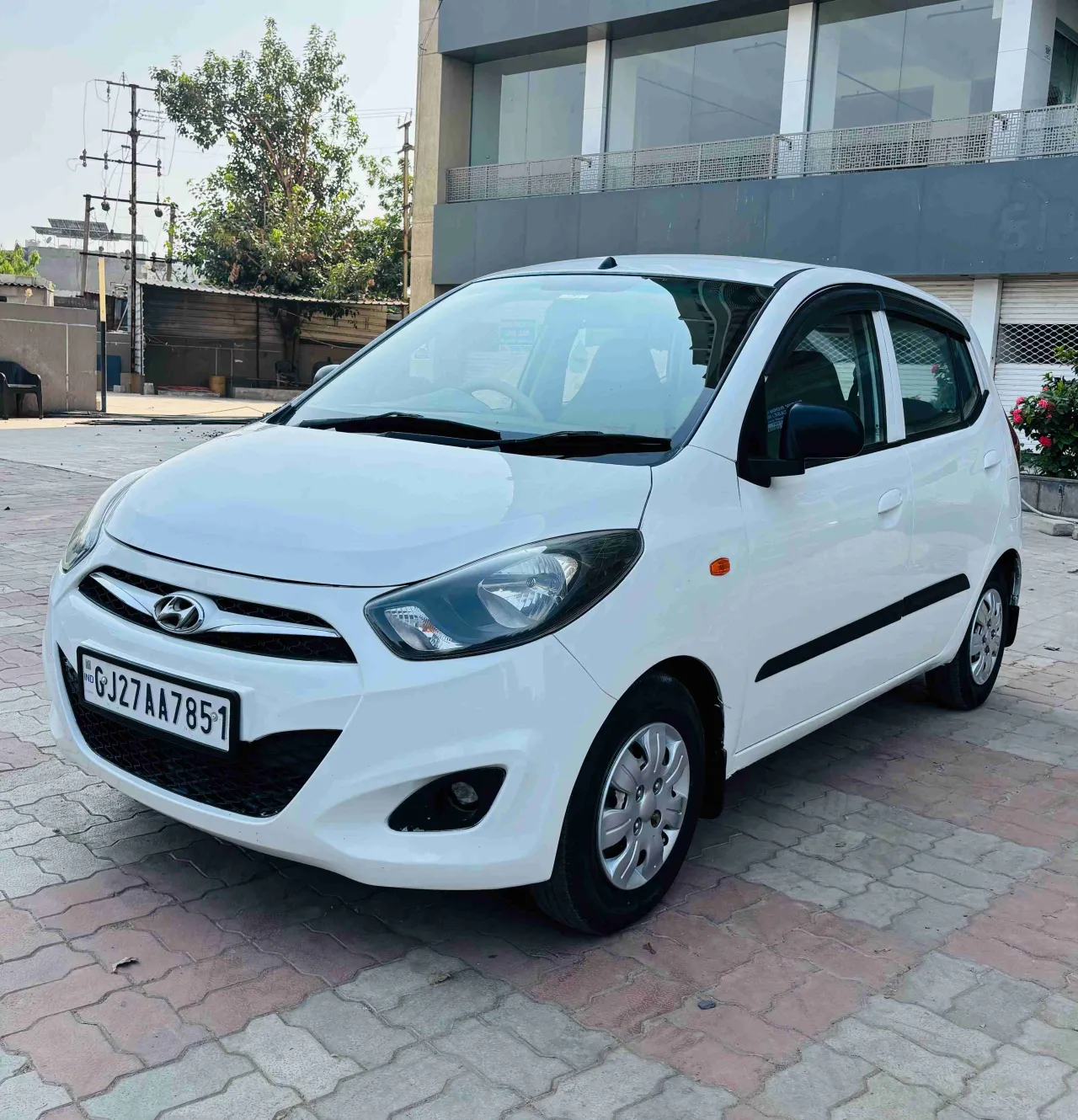 HYUNDAI i10 - SEQUENCE CNG -  FULL INSURANCE