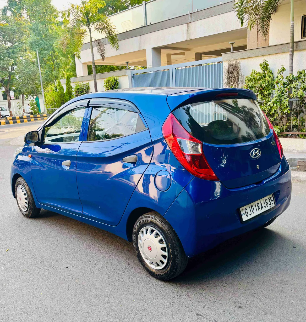 HYUNDAI EON D-LITE - PETROL