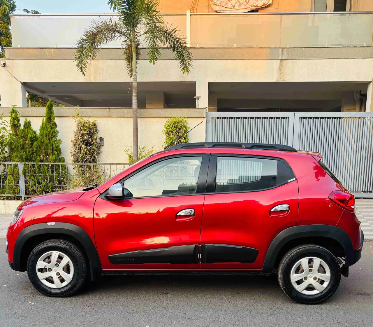 RENULT KWID 1.0 AUTOMATIC