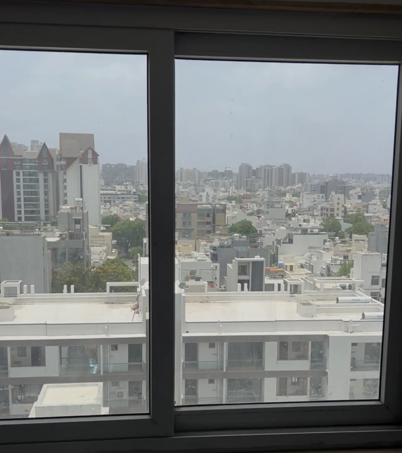 sell for 3bhk flat prime location