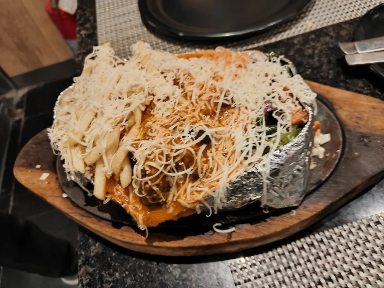 Keshavam Restaurant, Café & Banquet | Best Multicuisine & Kathiyawadi Dining