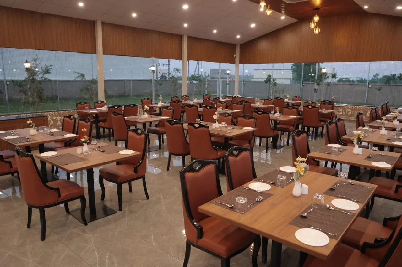 Rotli Multicuisine Restaurant Rajkot | Authentic & Global Flavors