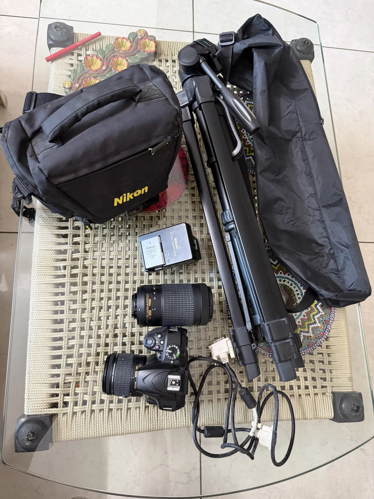NIKON D3400 WITH EXTRA LENS