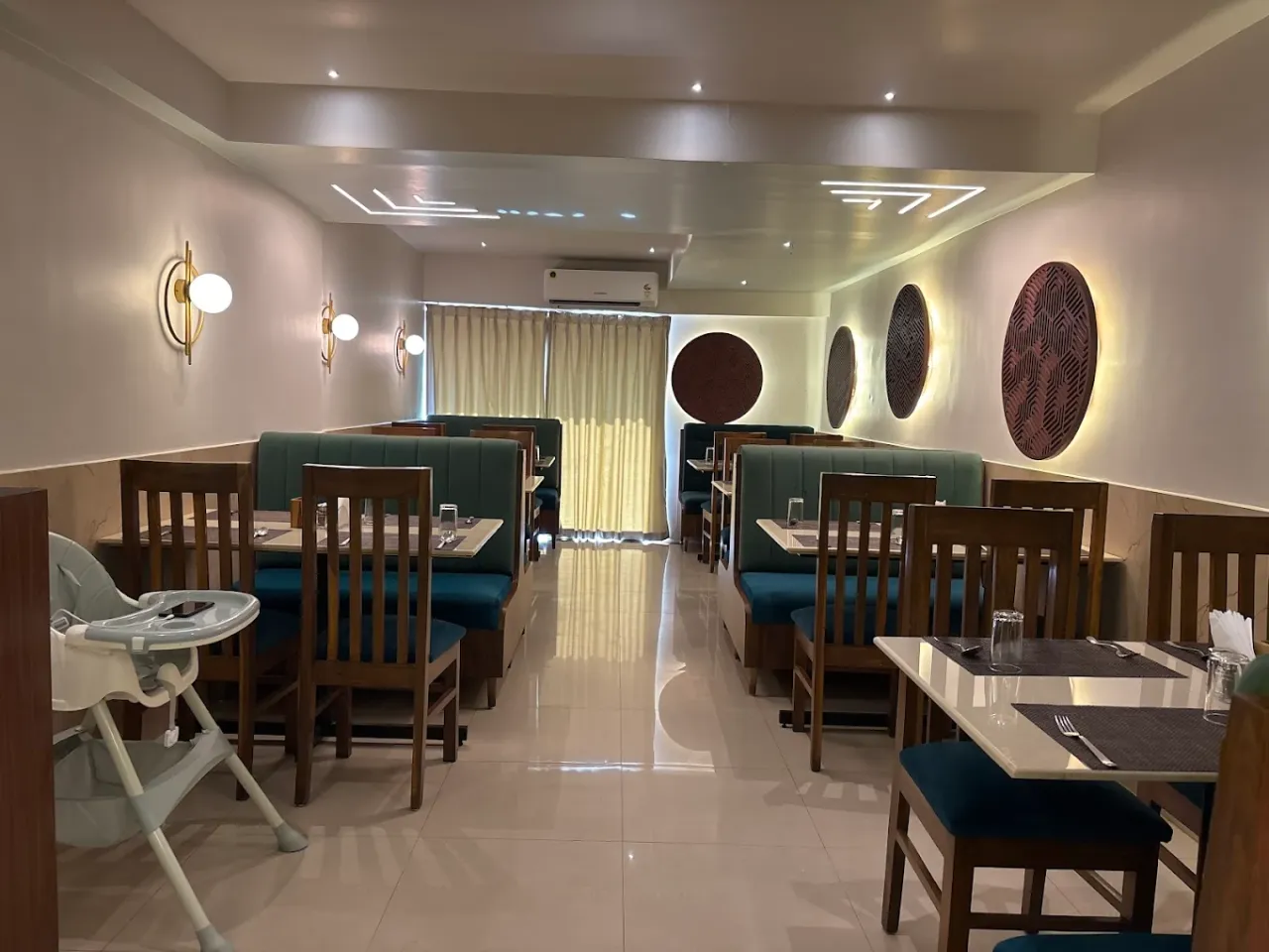 The Majestic Bhojan | Best Non-Veg & Seafood Restaurant in Porvorim