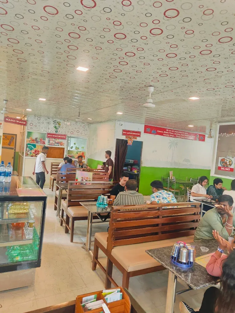 Sree Mahaveer Restaurant – Best Pure Veg & Jain Multi-Cuisine Restaurant
