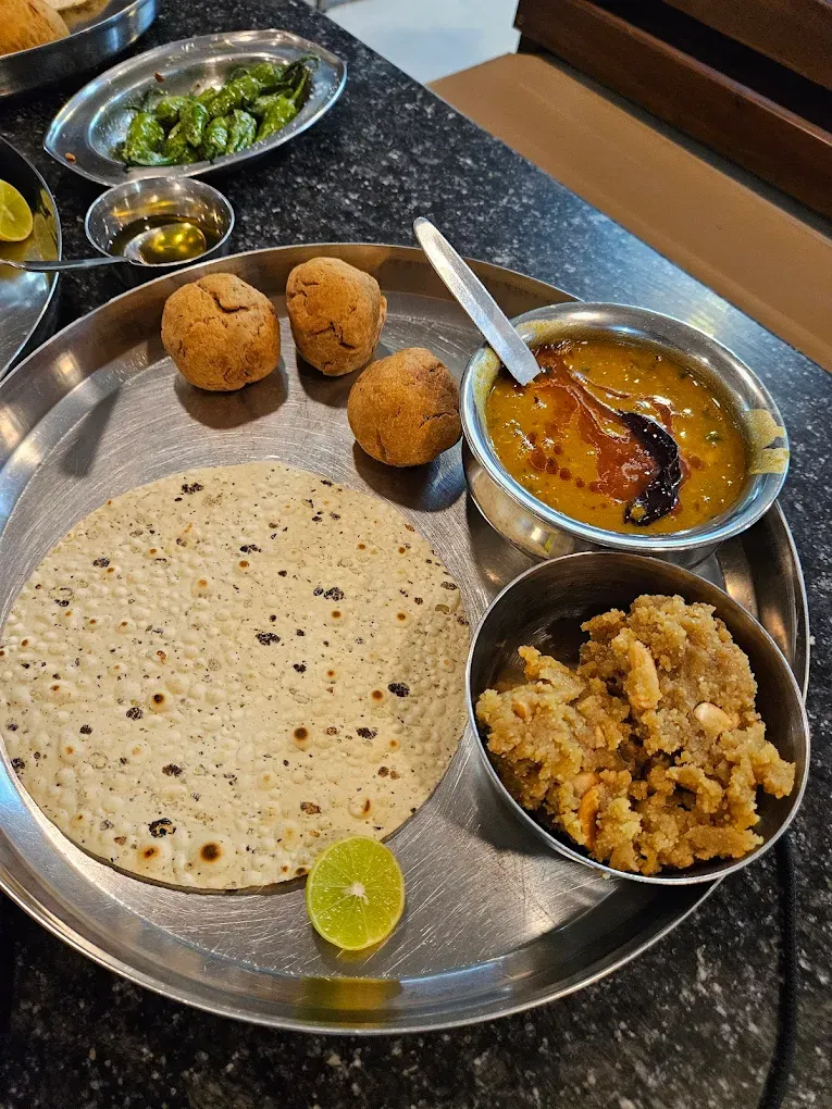 Sree Mahaveer Restaurant – Best Pure Veg & Jain Multi-Cuisine Restaurant